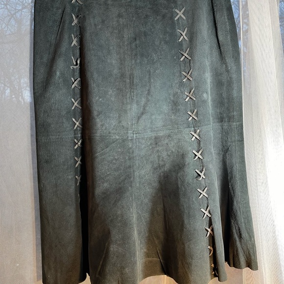 For Joseph suede black skirt with extra design with leather, studs size 12 - Picture 8 of 15